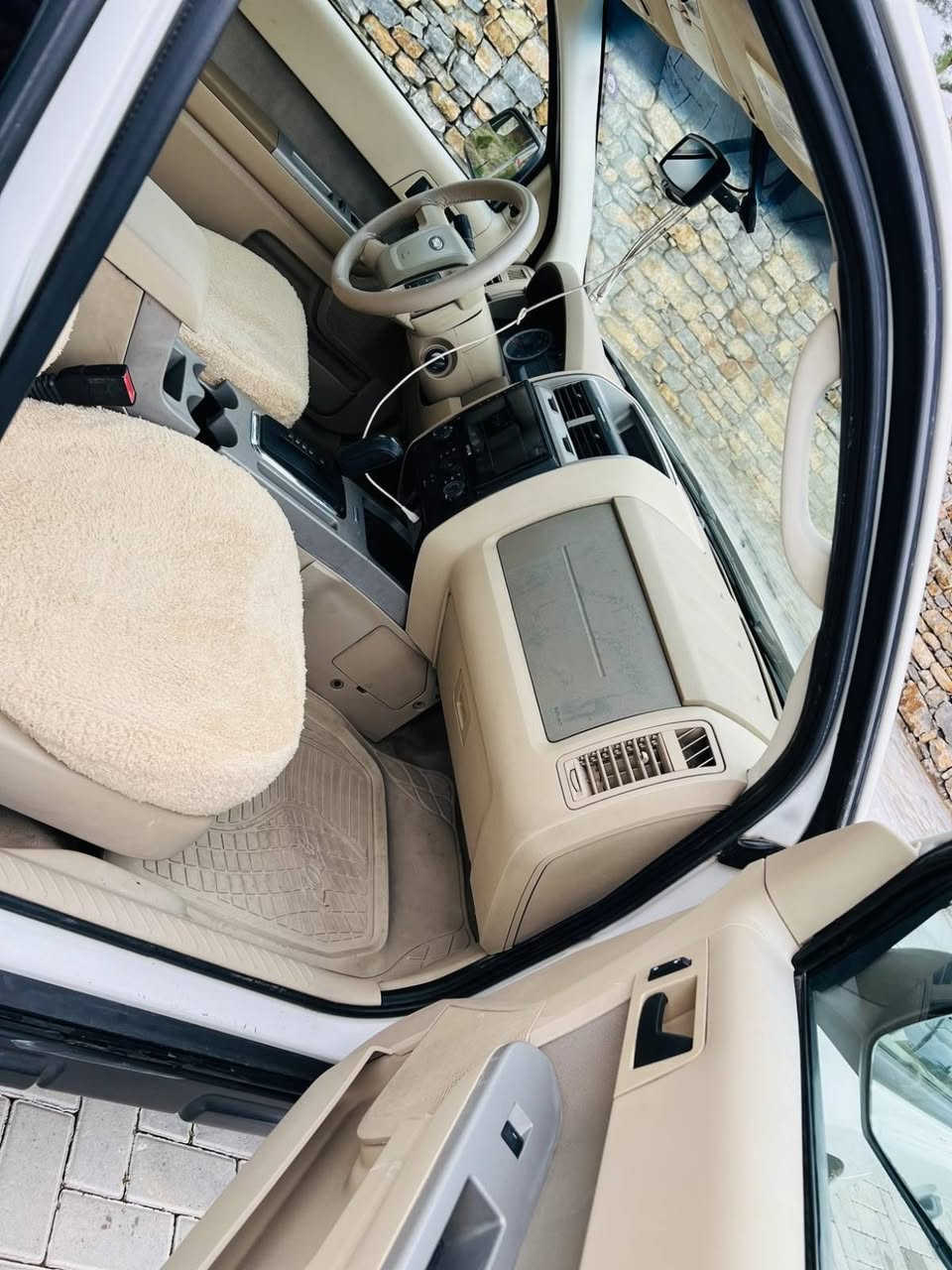 بەناوی خودا
فۆرت ئیسکەیپ زۆجوان،مۆدێل،2012چواربستۆن
وەک سفروایە، 114،هەزارڕۆشتووە
فول مواصفات،ئۆتۆماتیک، سڵاید، ABS
کۆدی دەرگا،توڵی سەقف،ناوزەرد،جام کارەبا، ئاوێنەکارەبا، 4تایەی لۆکی لەژێرە
گێڕومەکینەی نەکراوەتەوە،سەنەوی تەواوبووە،تەنها 2پەڵە بۆیاخی هەیە
بێ ناوگرتن،بێ تەقەوڕەقە بێ مەسرەف
ماشاءاللە لەسەردەقی شەریکە ماوەتەوە
***********،،،،،نرخ،،،128قفڵ
***********هەڵەبجەی شەهید
تێبینی سۆنەرم داناوە حلبجة, السليمانية
