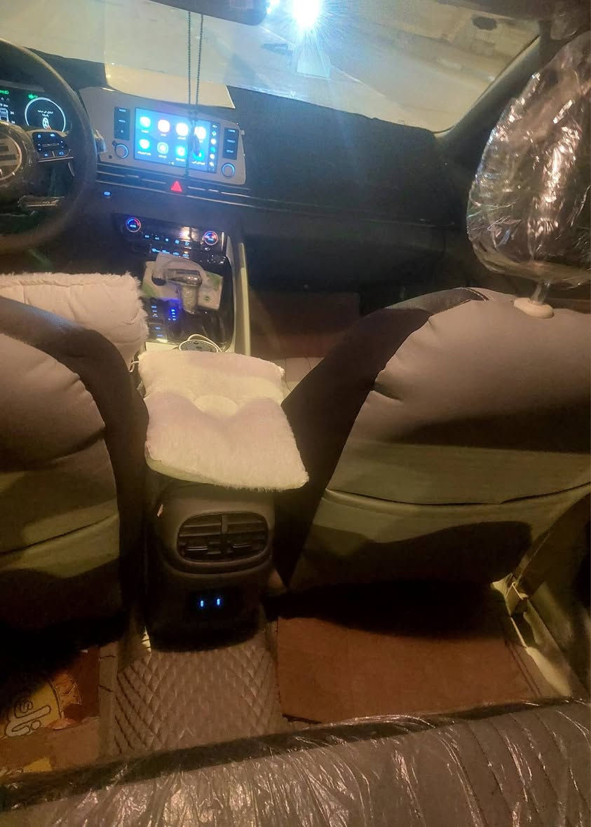 ألسلام عليكم 
ألنترا 25كوري خليجي هايبرد مكينه 1600
ماشيه 14 كفااااااااااااااله عامه 
بصمة تشغيل 
بصمة ابواب 
اشارة ترحيب
تشغيل عن بعد 
فتحه
كشن كهربائي 
حساسات امامي وخلفي 
رقم بصره 
السياره امدوشمه ارظيه وكشنات 
3 وظعيات قياده
مانع انزلاق 
السياره جاهزه من كلشي 
السياره نظام مقترض وكفيل باسمي ابيع بوكاله عامه ومكاتبه وتعهد بالتسديد المقترض بصره والكفيل بصره........السعر 155مكاني بصره***********
