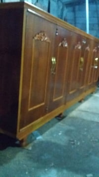 مناميه ثلاثه متر ٦ باب عمق ٦٠ سعر ١٧٥ هاتف ٠٧٧٠٤١٢١٢١٨