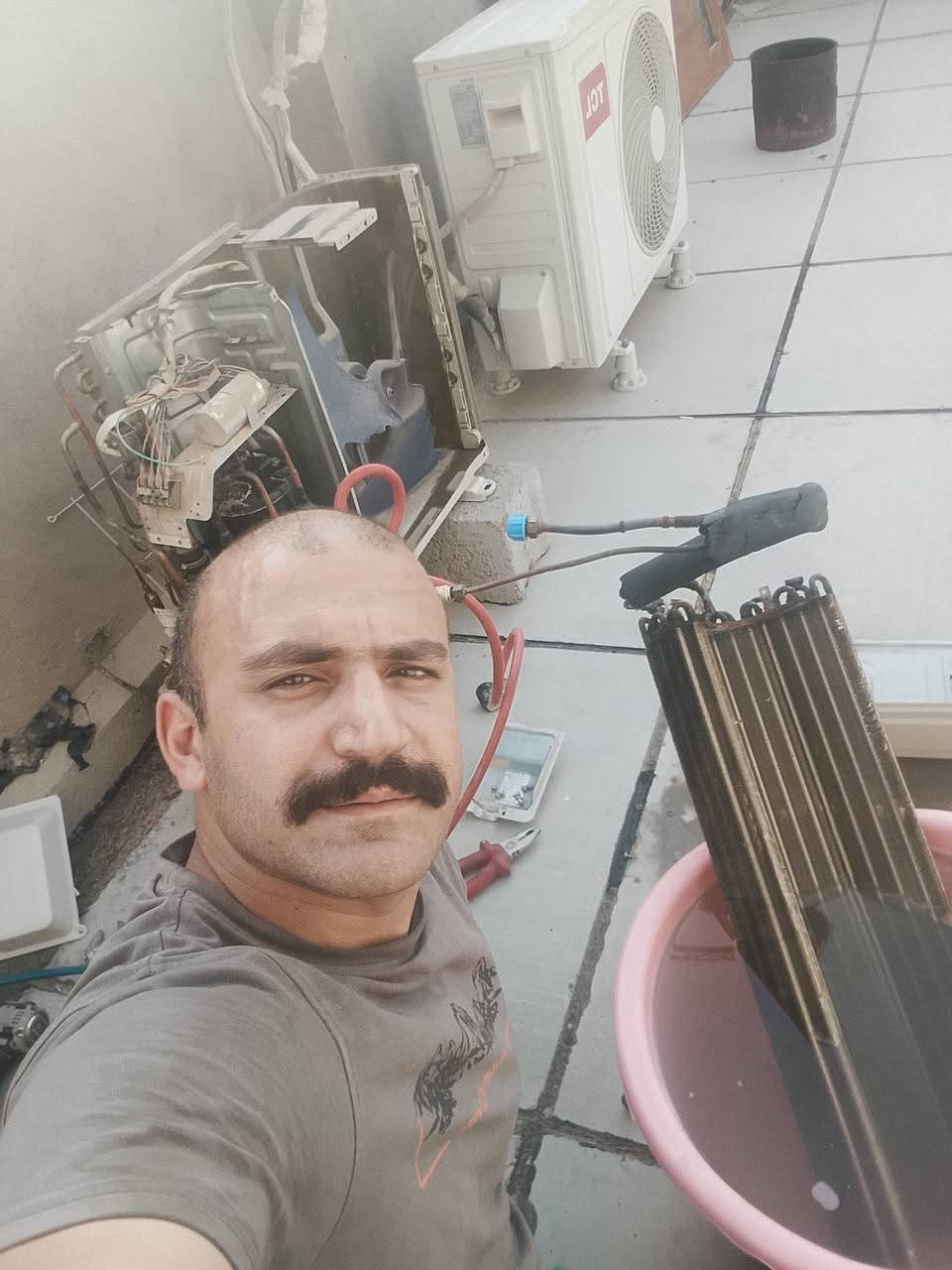 بسم الله اللهم صل على محمد وال محمد خدمات السيد لنصب صيانة السبالت و المكيفات وجميع اجهزه التبريد  *********** بغداد وضواحيها
