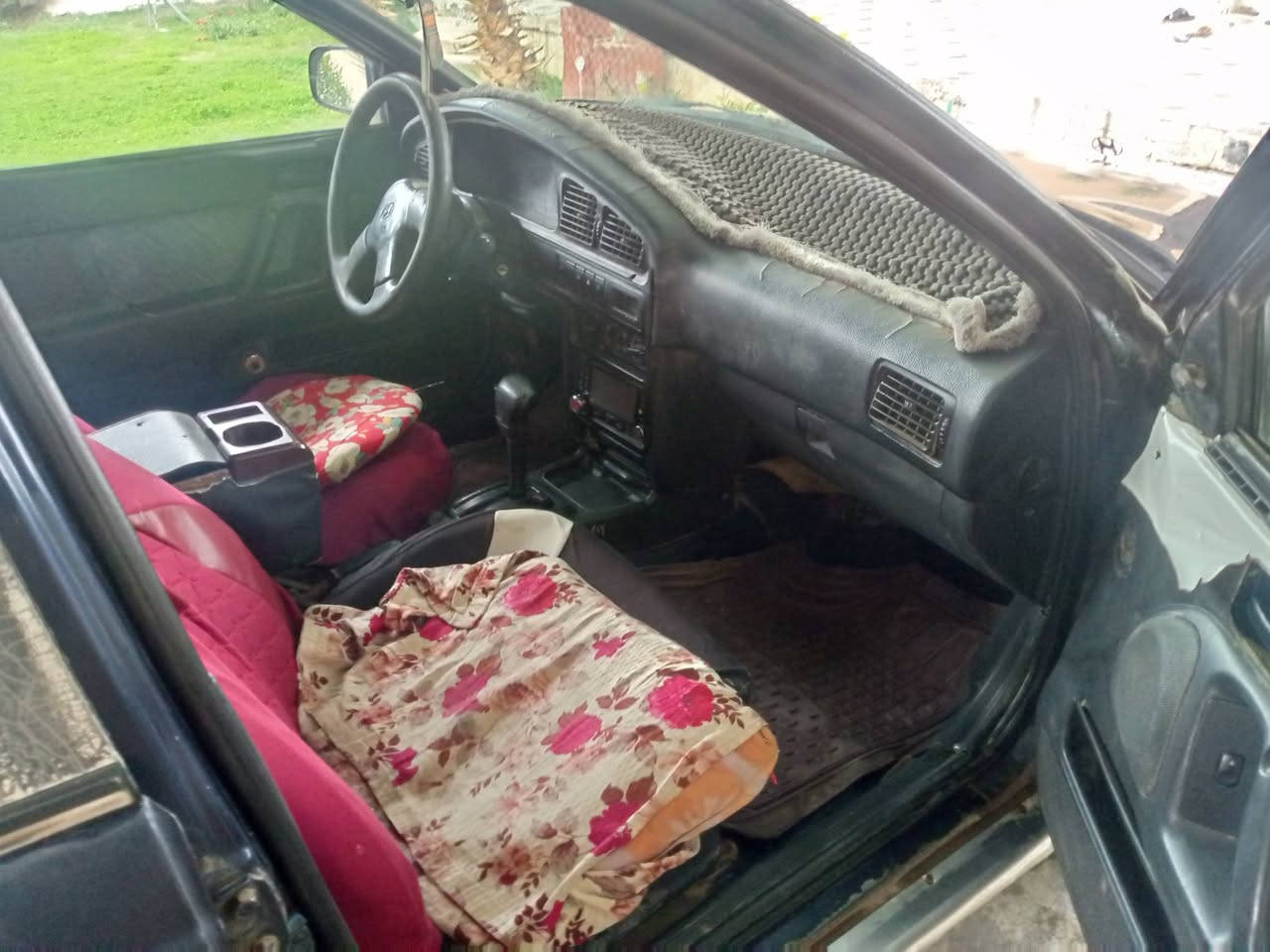 سلام عليكم الانتره موديل 1994 سنويه 2026 سياره كامله كير اوتو جديد محرك جديد  كله شغاله صدر امامي خلفي جديد سياره كامله رقم السياره ديالى مكان السياره ديالى للتواصل *********** #السعر 23 وبيه مجال مكلف للنشر
