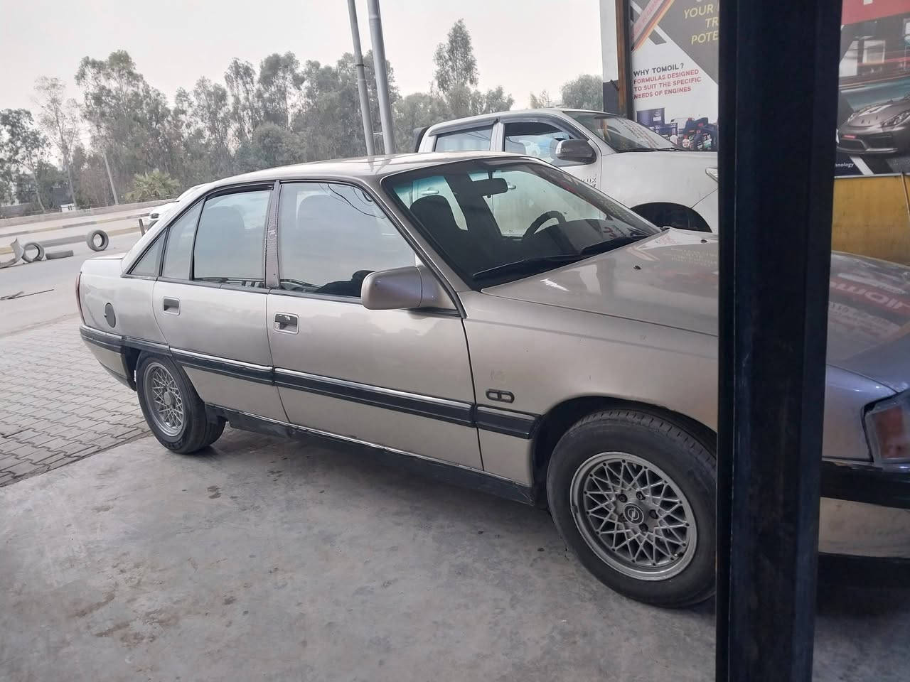 امومیگا مودیل 1991 صبغ عام الجمالیە محرک گیر بەشرط محرک ست و عشرین محرک ستە سلندر  سیارە الدعمیا شرط مشروع وطنی سنویە 2030 تحویل و کالە شرط سیارە گیر عادی سعر 36_(***********)__ (***********)
