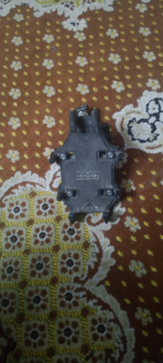 سلام عليكم كلهن رايدهن ب 30 اصليات دشبول اليراني جديد مامستخدم العنون بغداد البياع ***********
