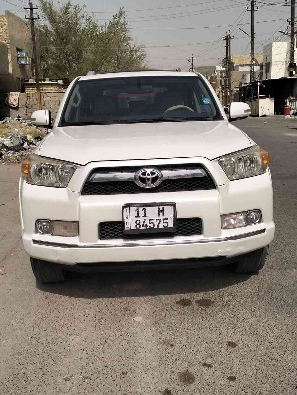 السلام عليكم فور رنر تو ويل موديل 2012 7 راكب مكفولة كفالة عامة من تبديل وصبغ وبارد عدى مكانين بارد صغار موضح ب السونار السيارة كلين تايتل داخلة بدون حادث استيراد مؤسسة فول مواصفات كامرة خلفية حساسات امامي خلفي مؤشر اعطال كشنات تدفئة تبريد + كهرباء وبيها هواي مواصفات لون ابيض ورقم بغداد الجديد ب اسمي  ورجاءً لحد يقارنها بغير سيارة لأن هاي بدوت حادث نهائيا ومابيها قطرة صبغ السعر 233 وبيها مجال  للاستفسار ***********
