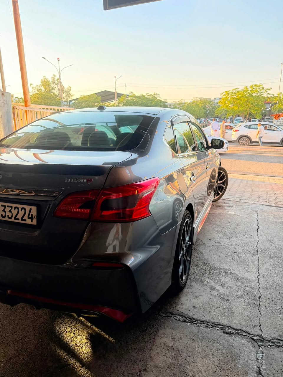 نيسان سانترا فئة نيسمو موديل 2019 محرك 1600 توربو يعني السرعة والعزل غيررر الگير والمحرك شرط .. نظامين قيادة sport و نورمال ماشية 85 الف السيارة فول مواصفات ماعدا الفتحة .. بصمة دخول ذكي .. كشنات رياضي حاضن شامو تبريد تدفئة .. داخل فايبر كاربون بلاد .. السيارة بصمة .. نظام التبريد لمس .. تحكمات ستيرن مثبت سرعة انظمة تشغيل USP امامي خلفي شاشة كبيرة اشارات بالمري دوسات خارجية بلاد ويل كبير الضرر فقط بونيد بدون دواخل ايرباك ستيرن سستم السعر 135$ قابل للتفاوض مرقم سليمانية للتواصل***********
