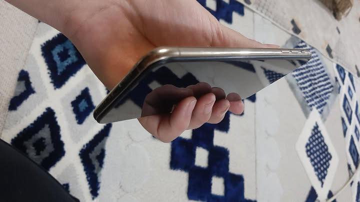 السلام عليكم
ايفون اكس اس ماكس جهاز حيل نظيف
ذاكره ٢٥٦ 
بطاريه ٨٤
مبدل شاشه اصليه حته مابيهه رساله 
سعره ١٩٠ 
بغداد الامين ***********

