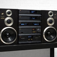 Sansui 700xd مع الريموت مع جميع الملحقات للحجز 07701676726