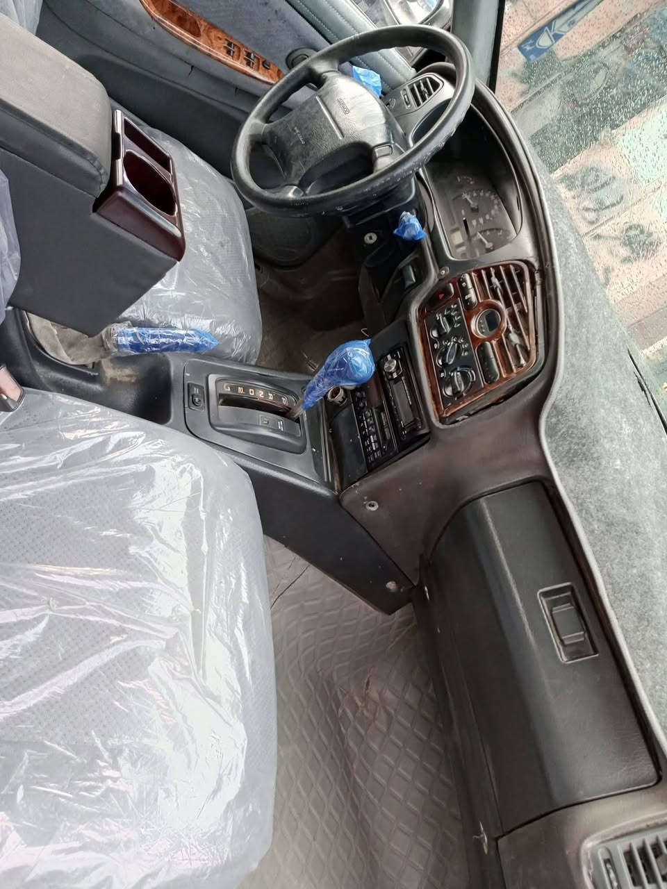 السلام عليكم برنس فراشة موديل 96
كير اوتو محرك 2000
تبريد شغال تخم ويل كب 
وتخم تاير ارضية جلد وكشنات مدشومه كهربائيات كله شغاله
جام 4 شغال رقم بغداد باسمي
وسنوية وهزه جديدة تحويل ثاني يوم
ب42 وبيه مجال العنوان بغداد تاجي خلف المعسكر 
‏‪***********‬‏

