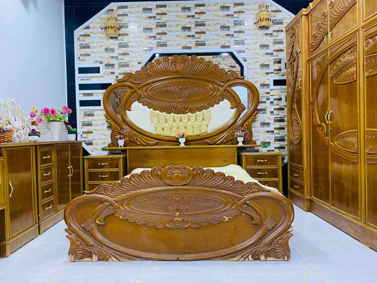 غرفه نوم عراقيه حطاطه صاج درجة اولى كبس السعر مليون و150بي مجال العنوان الرمانه  الاتصال ***********
