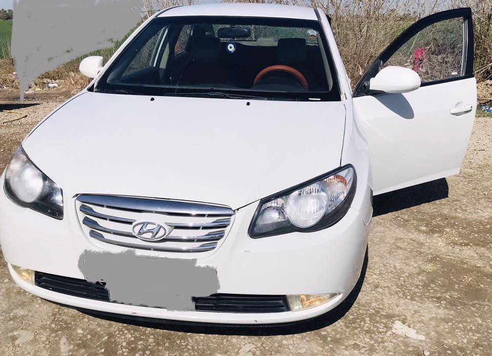 سلام عليكم هونداي افانتي ادوات دخول جديد الشكل المقدس الصابونه كصه جنطه فقط موديل 2011 تخم تاير باتري جديد حداديه تبريد السياره جاهزه  كير ومكينه عله وضع الشركه عله اخر حبايه بيهه ارقام فقط بدون سنويه السعر 40  وبيهه مجال قليل  العنوان النجف لاشرف لاستفسار ***********
