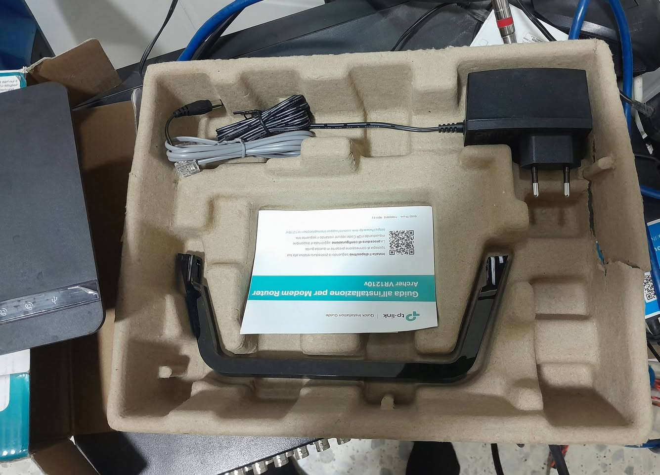 للبيع راوتر ماركة tp_link جديد باله اوربي يدعم شبكتين AC1200 
السعر 35 مع توصيل


**إذا كنت صاحب هذا الإعلان وتريد حذفه لأي سبب، رجاءا أرسل رسالة إلى الدعم الفني**