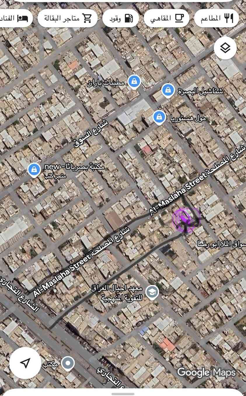 🏠 عقار للبيع بموقع استراتيجي في الجنينة
منزل قديم بمساحة 220 م² (بالإضافة إلى فضلة دون 10 م) في موقع حيوي واستراتيجي.
 حالة البناء: قديم (صالح للترميم والسكن، أو الهدم وإعادة الاستثمار للأرض).
 الملكية: ملك صرف.
 السعر: 496 مليون دينار عراقي.
🗺️ الموقع الدقيق موضح بالدائرة على الخريطة المرفقة (قريب جداً على سوق الجنينة وقريب على الشارع التجاري).
📞 للتواصل مع المالك مباشرة: ***********
⏱️ (يُفضّل الاتصال في الأوقات الصباحية لضمان الرد).
