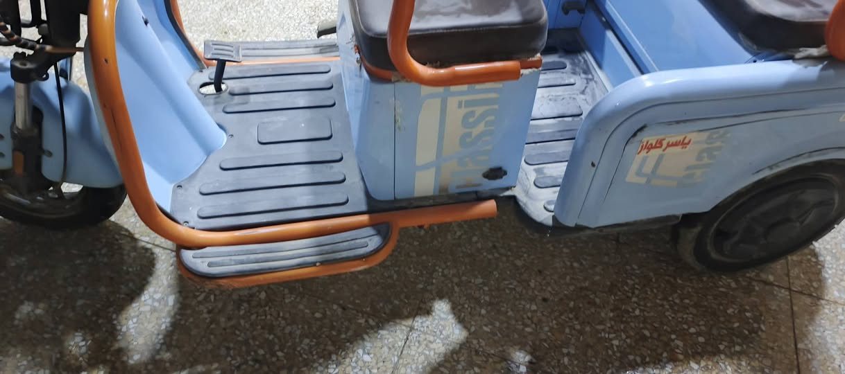 دراجة شحن للبيع 3راكب  نضيفه للبيع المكان كربلاء للاستفسار ***********
