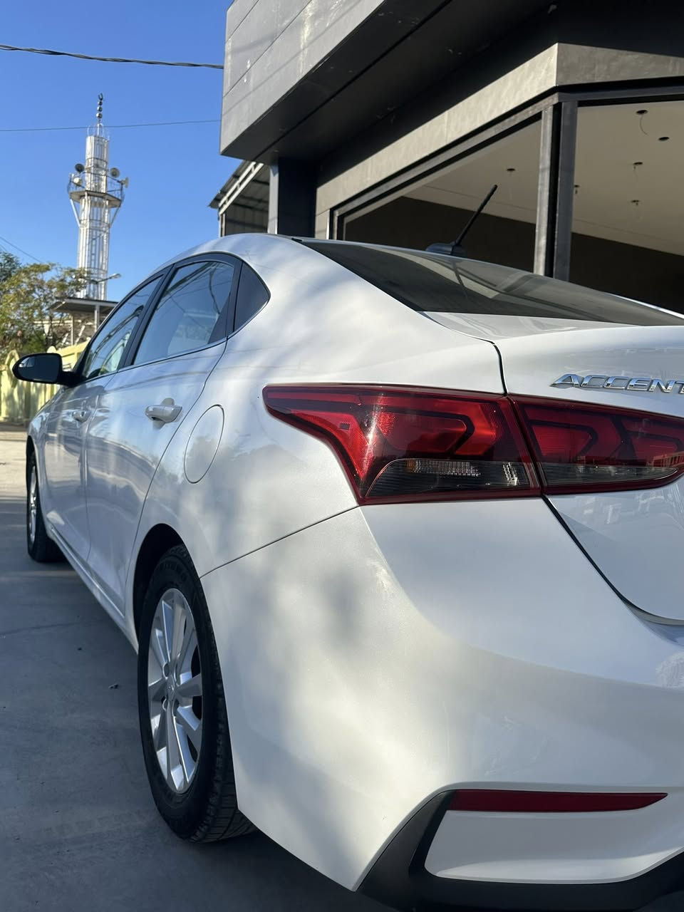 السلام عليكم.للبيع
هيونداي اكسنت

موديل 2022

ماشية 24 الف ميل

جاملغ صبغ

رقم دهوك هزة وسنوية جديدة

ويل كب.تحكمات ستيرن جهتين.كروز سرعة.نظام ال sport

مكان السيارة موصل 

السعر 139 وبيها مجال 

للأستفسار ***********
