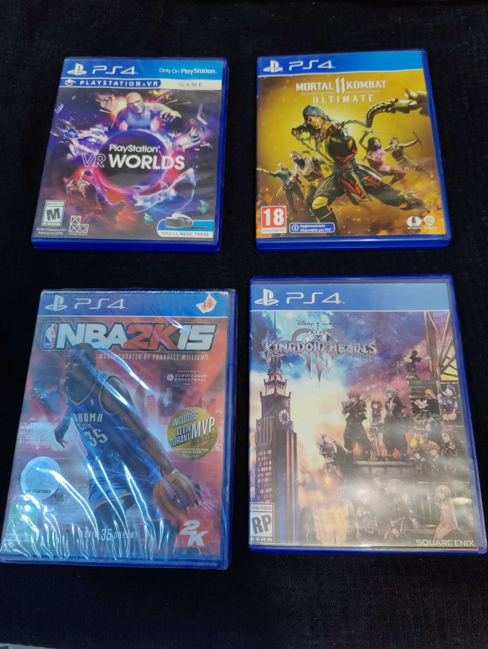 1) اقراص بلي 4 مورتال كومبات السعر 25 الف ممستخدمة الاضافات مالتها بس لاعبها مرة وحدة وقرص سلة جديد سيلد وكينغدوم وهيرتس السعر 20 الف لثنينهن .
2) كيتار هيرو للبلي 4 جديد لووك السعر 35 الف .
3) ستيرن موڤ لجهاز بلي 3 السعر 10 الاف 
مكاني بغداد متوفر توصيل كل العراق .


**إذا كنت صاحب هذا الإعلان وتريد حذفه لأي سبب، رجاءا أرسل رسالة إلى الدعم الفني**