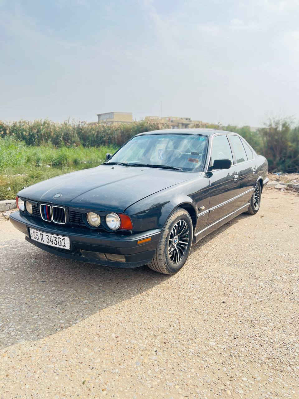 السلام عليكم BMW535 موديل 1991
كير مكينه نضيف كشر نضيف 
صبغ حزام جمال 
سنويه 29 هزه جديده تحويل ثاني يوم
سياره جاهزه ما ناقصها اي شي 
فتحه كهربائيات كلشي شغال 

السعر 50 مكان ميسان 

***********
