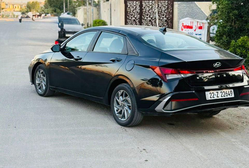 السلام عليكم

هونداي النترا

موديل 2024 شكل الجديد 

محرك 2000 دوش 

المواصفات

بصمة تشغيل 

بصمة ابواب 

تشغيل عن بعد 

شاشه كبيره 

دشبول متصل 

شاشه دجتال 

لد بالدشبول متغير

كامره خلفيه 

تحكم ستيرن فول

ويل كب

رادار امامي

رادار خلفي

رادار جانبي نقطه عمياء

تحديد مسار

قياده ذاتيه

تنبيه خروج عن المسار

لد نهاري

 الحادث خلفي  

قبق جنطه جاملغ خلفي باب خلفي بجم كبس 

السياره دخول جديد وترقيم جديد

تريد تحويل او وكاله 

 السعر 140 

***********
