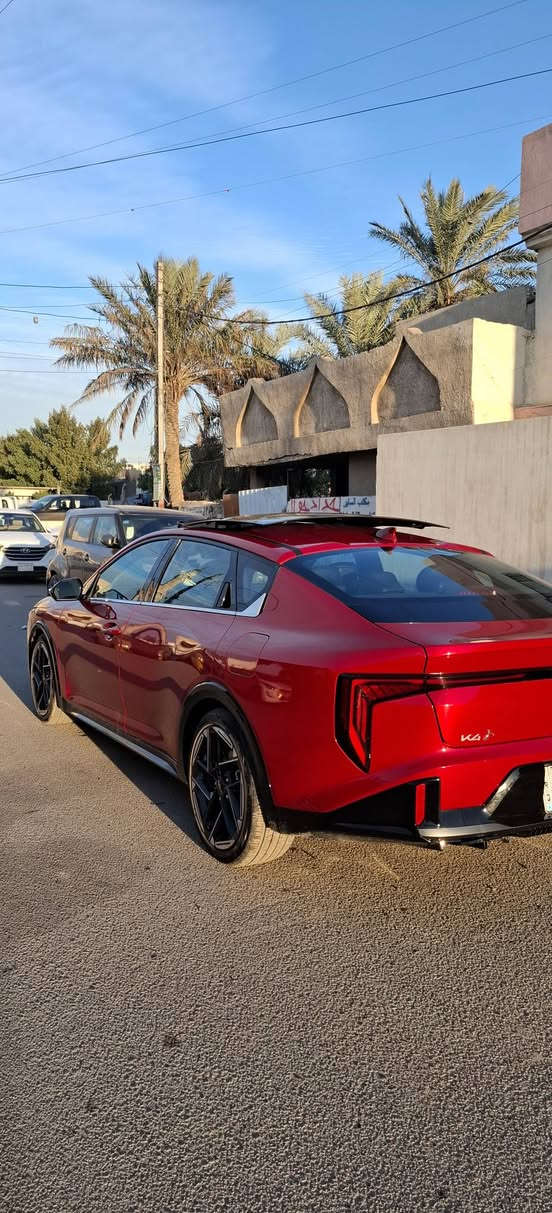 للبيع k4 2025 GT LINE سياره داخله شهداء ابسمي بدون ورثه
مواصفات فول 1/1
محرك ٢٠٠٠ دوش 
لون احمر مميز
جلد 
تحكم مقاعد
بانوراما 
بدون ايرباك بدون تبديل بدون صبغ فقط بارد بسيط جدا 
حادثه جدا بسيط وصور حادث مرفقه بل منشور
مكان سياره بغداد الدورة *********** وموجود واتساب هم
السعر 178 وبيها مجال بسيط
