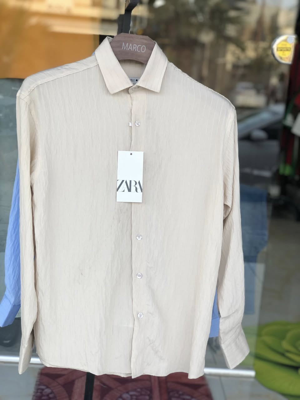 ارقى الخامات واحدث الموديلات 🥇

قميص قطن لنن zara الاصلي😍

خامة ثلج ❄️ 

قياسات s m l xl xxl راهي 

الوان صيفية 🎨☑️

زورونا شهربان /السايدين (شارع دبي)-ازياء سكاي لاين 

متوفر توصيل 🚚 

#ازياء #ديالى #شهربان #جديد #موضة


**إذا كنت صاحب هذا الإعلان وتريد حذفه لأي سبب، رجاءا أرسل رسالة إلى الدعم الفني**