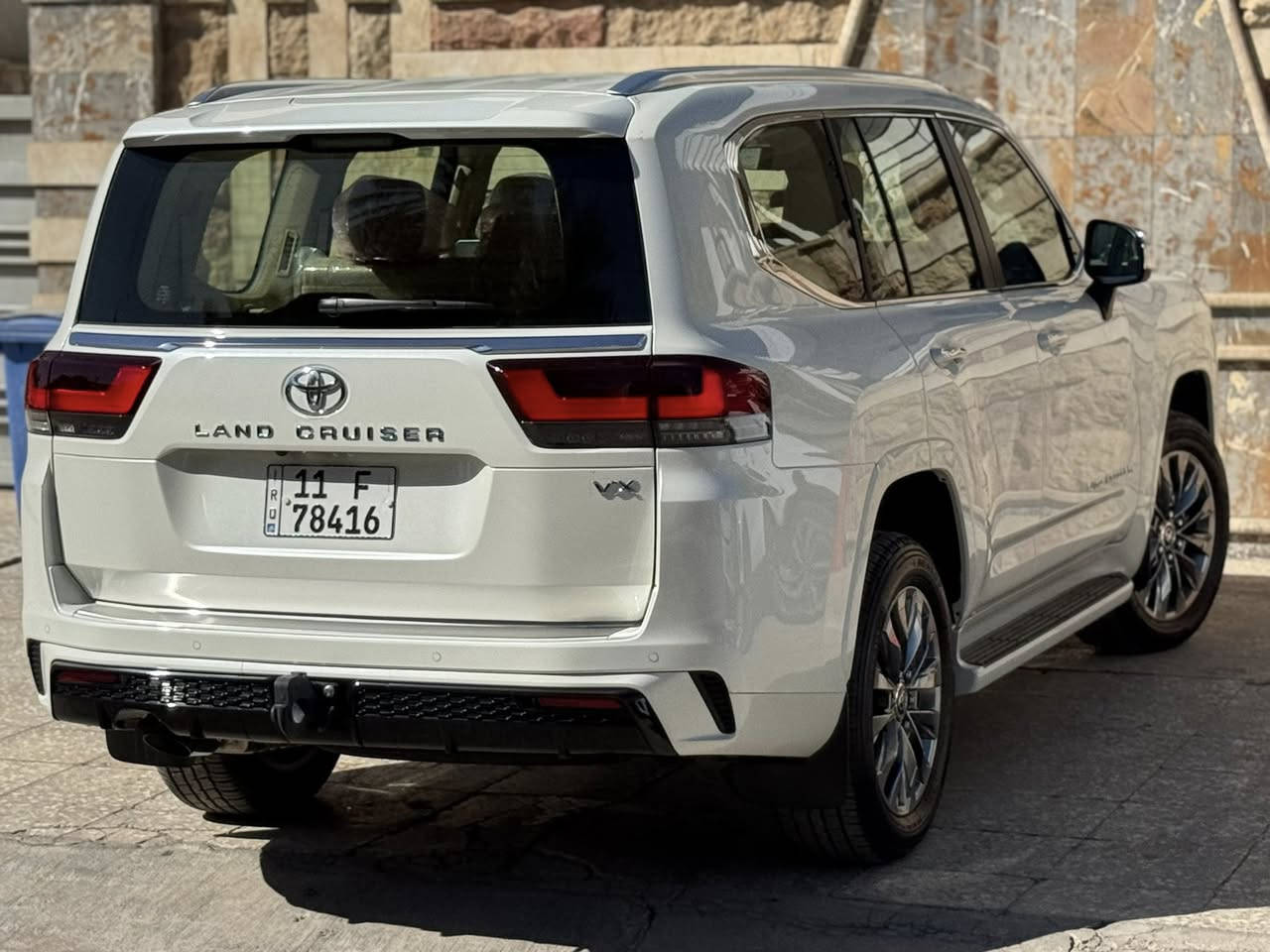 لاندكروز 2024 SAS ضمان كفاله عامه  VX محرك تنفس طبيعي السياره   بشوفت الزيرو سنويه باسمي

عداد الكيلو /متر 3 الف كيلو 

💎السياره مغلفه بالكامل PPF حتى الجام مغلف 💎 

⚡️السعر 82 دولار او 820  ورقه  وبي مجال بسيط ⚡️

عنوان /المنصور الداودي خلف مطعم الساعه 

💥محرك 6 سلندر 4000 تنفس طبيعي 
💥سلايت 
💥بصمه +  تشغيل عن بعد + دخول ذكي 
💥هاندربيك بصمه + اوتو هولد 
💥نظام منع اصطدام  مع بريك تلقائي 
💥كراسي جلد + كراسي جميعها كهرباء  
+كرسي السايق ذاكره 
💥ثلاث شاشات اصليه مع هتوفان 
💥مرايه جانبيه تعتيم ذاتي + مرايه وسطه تعتيم 
💥لايت ثلاث عدسات لد + اشاره لد + لد صباحي + بكلايت لد 
💥كراسي تدفئه وتبريد 
💥تبريد بيانو 
💥ستستم سماعات JPL
💥 دفلوك نظام زحف 
💥 حساس امامي + حساس خلفي 
💥زراك لايت 
💥لحايا الدعاميات VX 
💥دركة جلد وصاج تحكم  
💥صندوك كهرباء 
💥عدد انظمه السياره فول 
💥ايرباك  عدد فول 

والبقيه مواصفات VX معروفه 

***********
