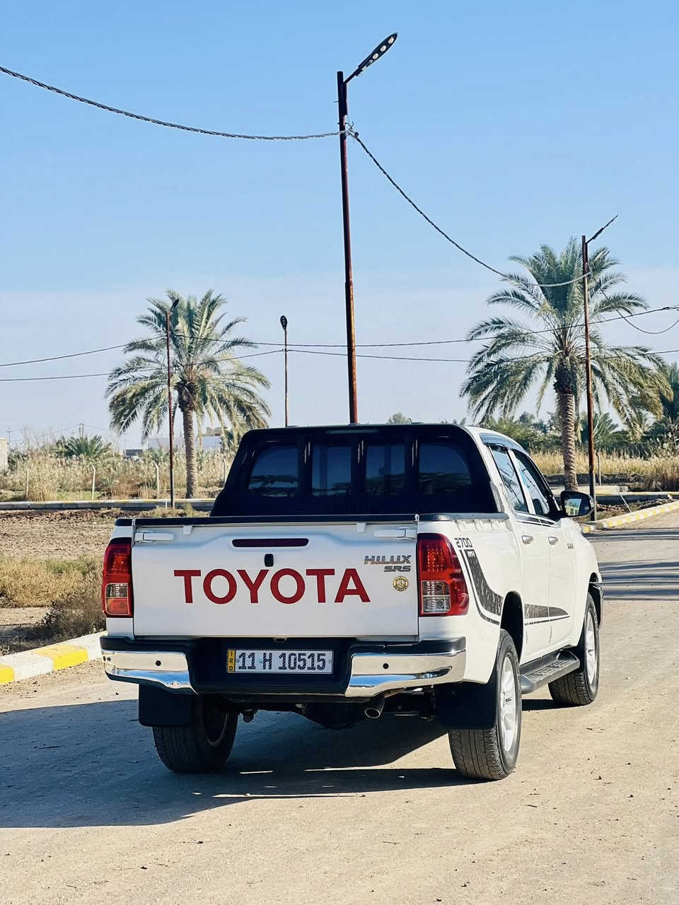 السلام عليكم تيوتا هايلوكس كويتي 2018 فورويل كير اوتوماتيك رقم بغداد الجديد كير مكينه تبريد حداديه تخم تاير كله جديد السياره ماشيه 118 نضافته 100/100ستخدام شخصي  مكفوله بيه بارد بجاملغ الخلفي والباقي كفاله من زلغ سبير منازل بعده 
العنوان الديوانية 
رقم الهاتف ***********
السعر خاص
