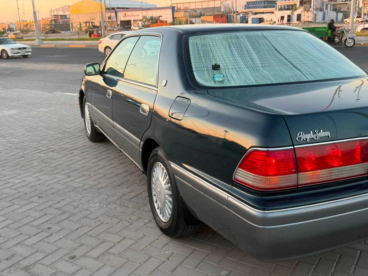 سلام عليكم راس الثور فلات مديل 2000 اصل مكفوله من الكص والنقل جثه والعيب الشرعي والضربه القويه مسستمه 
طخم تاير كير ومحرك جدد في في تي كهربائيات كله جاهزه تبريد ثلج دواخله جديده حداديه جديده بسمي سنويه لغايه 2027 سعر 92 /***********/*********** مكاني البصره
