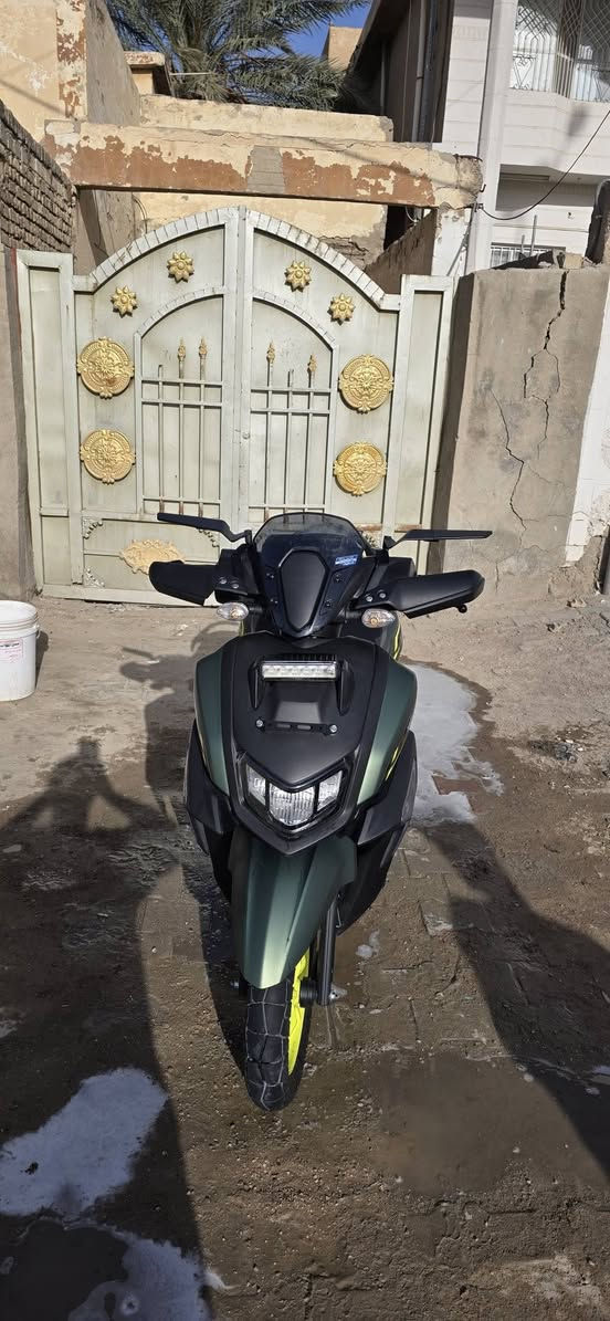 سلام عليكم دراجه ZR موديل ٢٥ دراجه شخط مابيه  نضيفه ماشيه ٤٠٠ الاستفسار ***********
