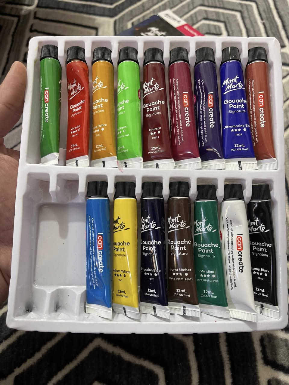 أصباغ مائيه بـ2000 نقص منها لونين وياها فرشه وهاي الثانيه

متوفر توصيل لجميع محافظات العراق 🇮🇶🚚
التوصيل داخل العراق مجاناً ✨


**إذا كنت صاحب هذا الإعلان وتريد حذفه لأي سبب، رجاءا أرسل رسالة إلى الدعم الفني**