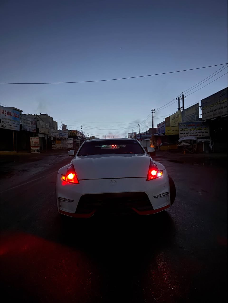 للبيع او مراوس 

نيسان: 370z 
فئه :ال S package 
موديل: 2014
اللون : أبيض صدفي ميتاليك
مكينه: 3.7 /V6 
كير: عادي 6 نمر ما عدى البگ
ممشه السياره : 70 الف
ضربتها جاملغ خلفي عكس السياق 
الصبغ  القطعه الجاملغ و ٣ قطع اخرى أثر صفار فقط !!! لان تعرفون الصدفي الميتاليك شويه نحس
سماعات : bose +دمام سستم كامل 
عليها شاشه kenwood يعني تحكمات الستيرن كلها شغاله وتكدر تعدل عليهن 
غرفه السياره لونين احمر +اسود وشغل حسين شماره بعد
ويل فولگ ريسنك تو سايز 
التزويد !!!
المكينه عليها فلاتر k&n
بلكات رياضي  
عليها كاج كان 
بالنسبه للادامه كل شهر ادامه كامله اسويلها 

 عليها كلج رياضي يعني انسه شي اسمه ازدحام لا تاذي رجلك بالكلج ولا يخلص يعني يبقه وياك عمر كلش طويل 
السياره عليها صالنصات باور واكس بايب بوابات 

للتواصل واتس اب :*********** بغداد, العراق
