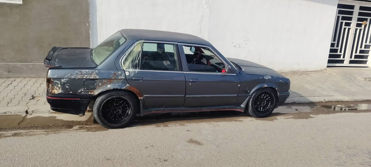 السلام عليكم بيام البيع مكينه مال راس الثور بيها مكينه السياره حلوه وجير راعي بالنجفف سياره على الحطه مكينه الممارسه الثور بيها 30000.  ***********
