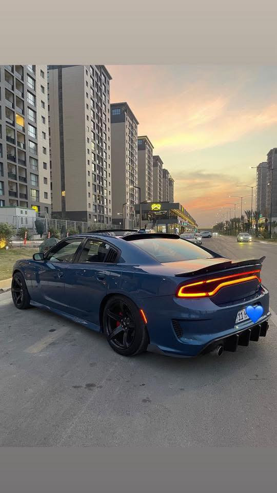 السلام عليكم
جارجر HEMi R/T max 2020 5700  فول مواصفات للبيع

رقم الشاصي : 2C3CDXCT8LH169798

رقم بغداد مشروع وطني 

كير و مكينة مكفولات ماشية 58

المواصفات : 

- فتحة سقف

- بصمة

- تشغيل عن بعد

- شفتات ستيرن

- تحكمات ستيرن

- Super Tack pack

- كشنات امامية تدفئة / تبريد

- كشنات خلفية تدفئة

- قطعتين تبريد

- ذاكرة خزن مقاعد

- مقاعد جلد 

-  الجامات الامامية Auto

- شاشة كبيرة

- Apple car play + Android Auto

- تدفئة المرايا 

- حساسات خلفية

- رادار خلفي

- كاميرا دوارة 

- نظام سماعات Alpine محيطي 10 سماعات 

- عليها Active exhaust من H3 

- برمجة استخدام يومي

- بلكات ريسنغ

- برمجة مفتوحة 600$ دولار كاربون كراج مدى الحياة

السيارة حادثها ٤ قطع صور حادث يمكم بالمنشور مكان سيارة بغداد الكرخ للاستسفار ***********

غير متواجد بالفيس
