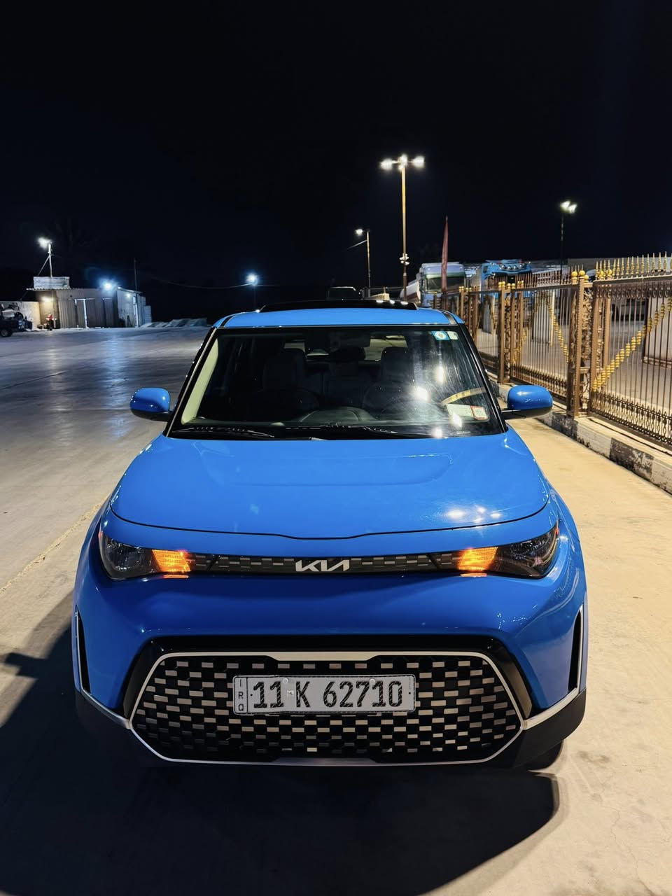 السلام عليكم 
كيا صول 2023 رقم بغداد فول مواصفات 
بصمه_فتحه_كشن كهرباء_ شاشه دجتل_لد خلفي-
مكفوله من الصبغ بيها قبق صندوك مبدل اصلي نفس لون وبارد بالجاملغ الخلفي السعر 158 مكانها بابل***********
