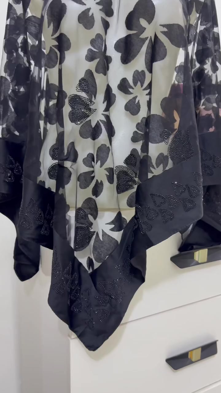 شوفولي جمال الاسود يمنه وبس 🔥🔥🔥
قطع راقيه وكشخه بالبس جرجيت مغربي 
قياس كبير واسعار مناسبه جدا …


**إذا كنت صاحب هذا الإعلان وتريد حذفه لأي سبب، رجاءا أرسل رسالة إلى الدعم الفني**