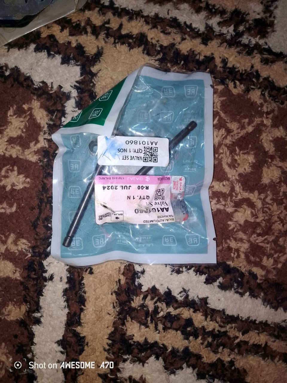 السلام عليكم بوشه وبستم والفات واشر  للبيع  ***********
