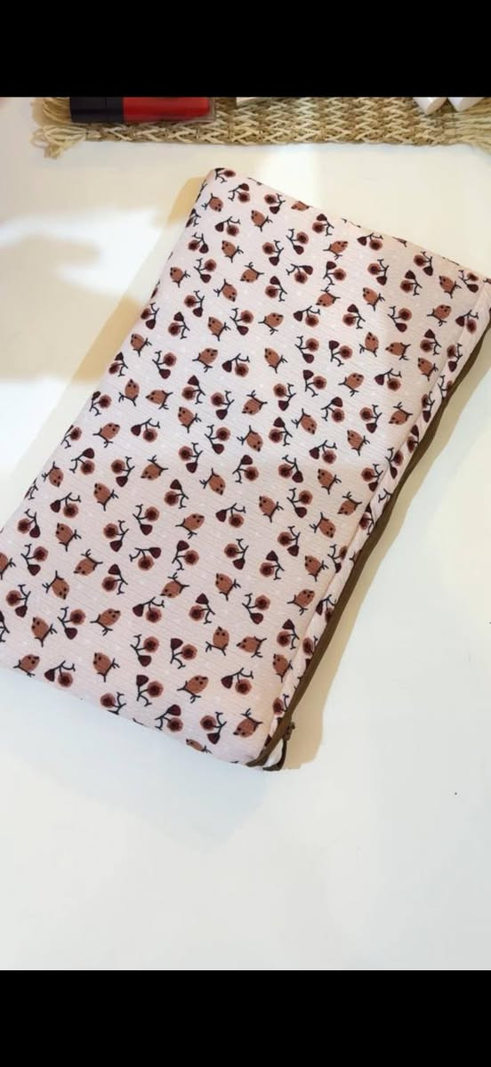 السلام عليكم ورحمة الله وبركاته.
حقيبة نسائية خياطة خفيفة الوزن ومريحة مثل ما تشوفون سعرها كلش زين ويتوفر توصيل وللاستفسار أكثر المراسلة خاص


**إذا كنت صاحب هذا الإعلان وتريد حذفه لأي سبب، رجاءا أرسل رسالة إلى الدعم الفني**