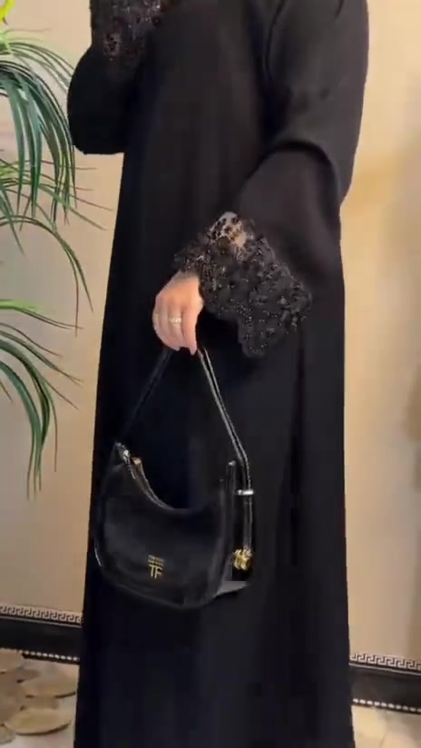 ✨ صايه ترند تخبل ✨
شغل الشال والردان يخبللل ويعطي فخامه مو طبيعيه 😍
تفاصيلها مرتبه ولمسه راقيه تفتح النفس 🤎
ستايل يليق للطلعات والمناسبات وكل وحده تحب الأناقه ✨
▫️ خامه مرتبه ومريحه
▫️ ردان واسع وشغل فاخر
▫️ الشال بيه لمسات ترند تجنن
▫️ عدد محدود 🔥
#سعر ٣٥ الف 
القياسات (M_L_XL _Xxl_Xxxl)
للحجز والاستفسار راسلينا خاص 💌


**إذا كنت صاحب هذا الإعلان وتريد حذفه لأي سبب، رجاءا أرسل رسالة إلى الدعم الفني**