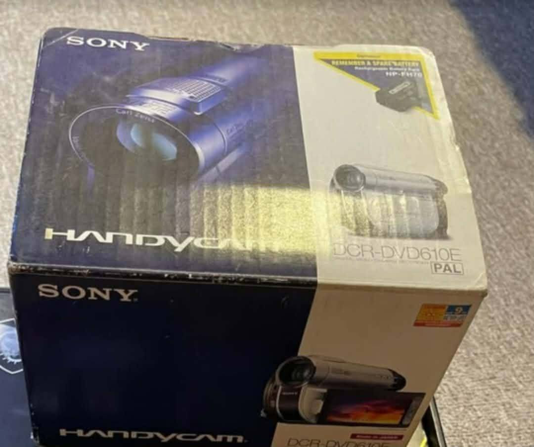 كامره  سوني
بل كارتون
الشاشه لمس
مع رام
مع جميع الملحقات
وحته الكتلوك بيها
السعر ٨٥ الف


**إذا كنت صاحب هذا الإعلان وتريد حذفه لأي سبب، رجاءا أرسل رسالة إلى الدعم الفني**