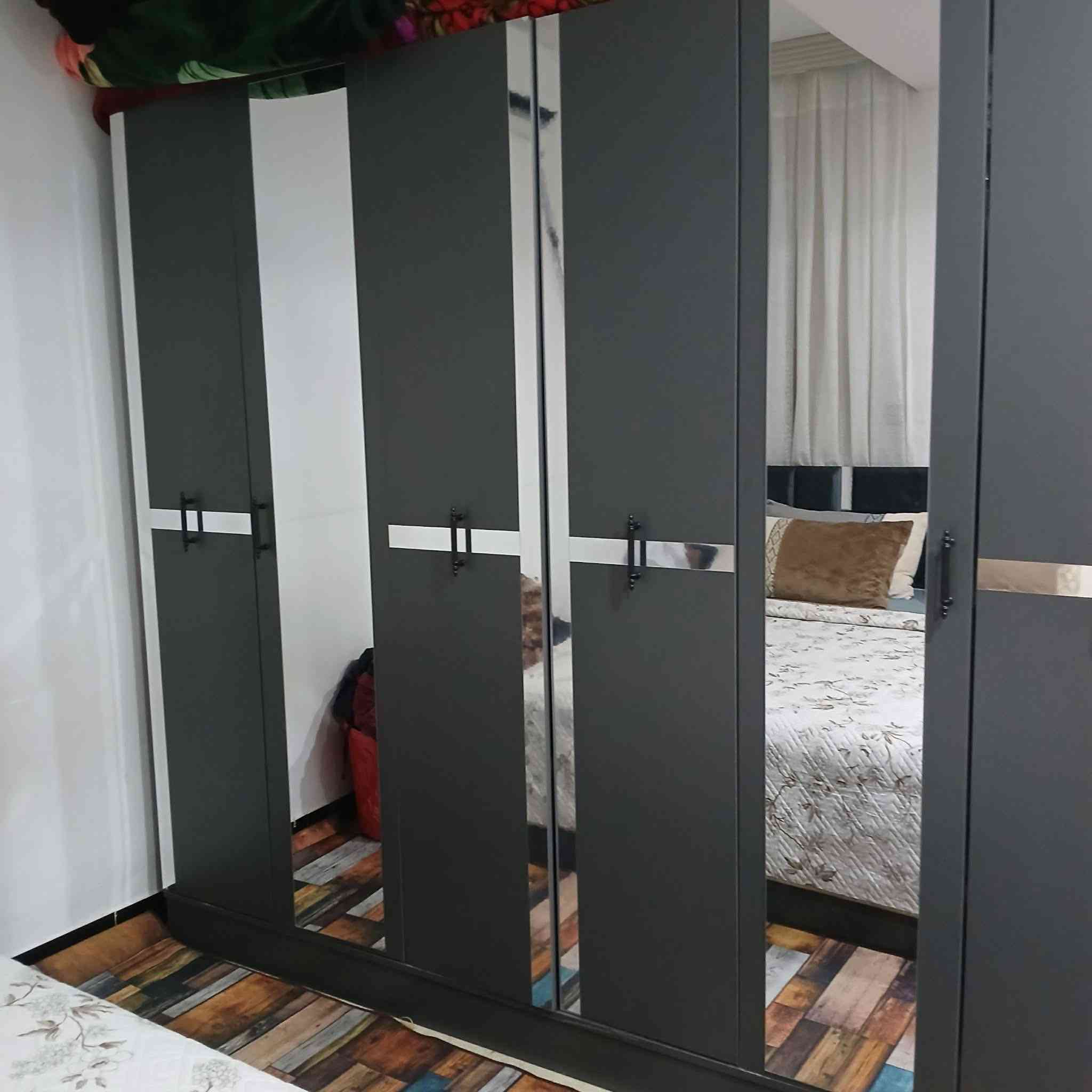 للبيع غرفة نوم جديدة بحاله ممتازة جداً السعر 200 الف بيعه مستعجله
للتواصل 
***********
أو
***********
