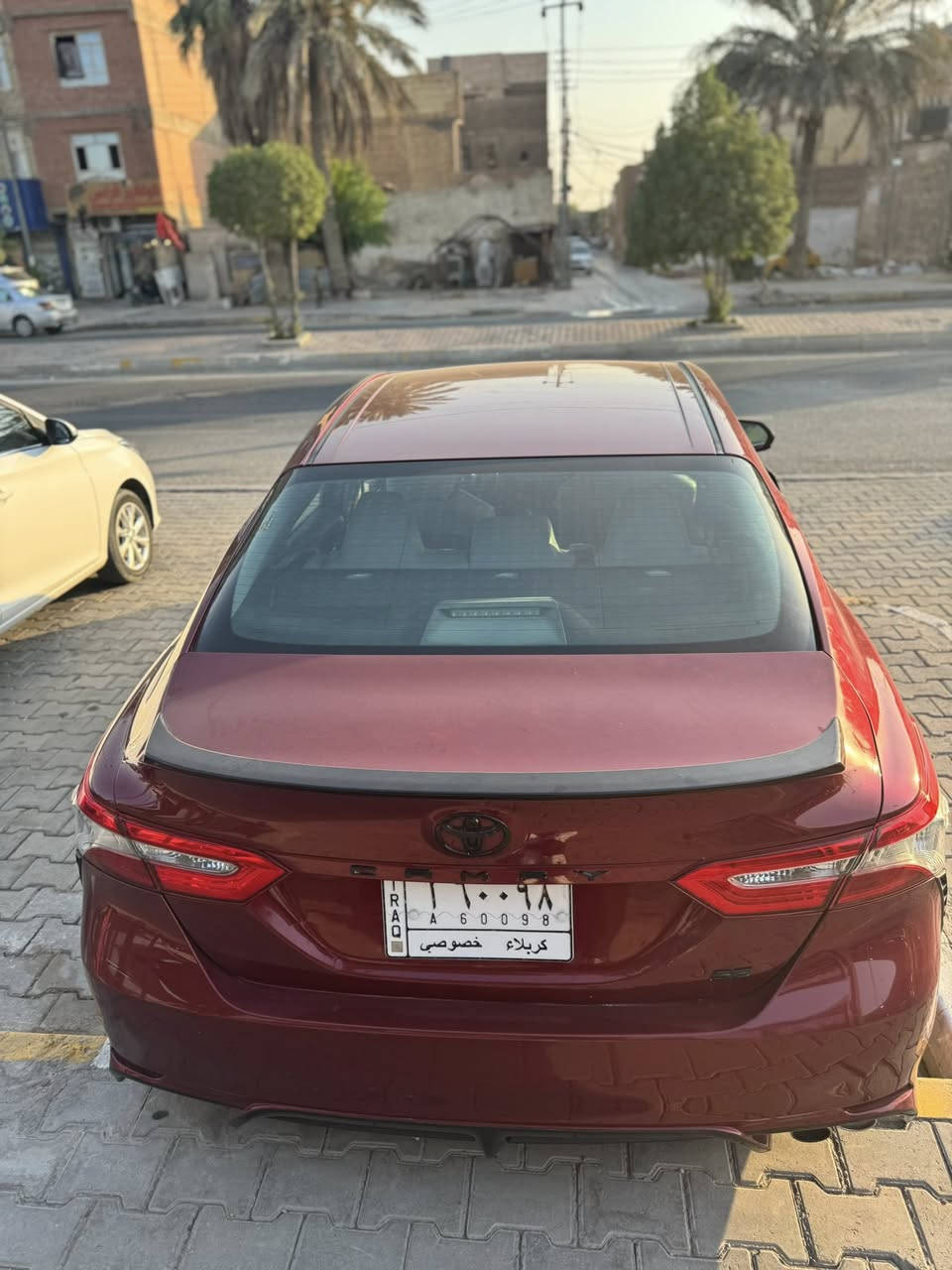 السلام عليكم سياره كامري 2018ماشيه95kmحادث مالته قطعتين وتلاث قطع كلير فقط بدون حادث اومعجون السعر 155$اتصيل. ***********
