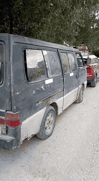 السلام عليكم كيا بستا 94 رقم 📱 بابل مطلوبه غرامه مليون و800 سنويه نافذه السعر 15 ورقه كير مكينه مقفول بغداد البياع ***********
