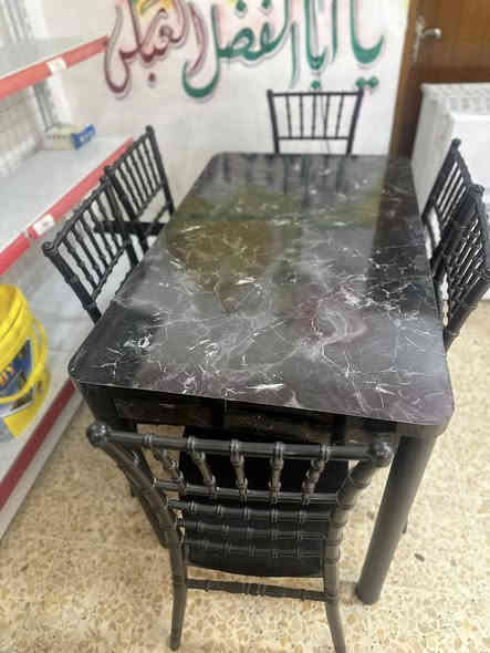 غراض بيت نضيفات عددطبلات ٤زغار ٢كبار ٤تحفيه الاسد ٤بنكات سقف ثانوي عدد ٤غساله شغاله فقط تنشيف براد شغال ثلاجه٥قدم شغاله نضيفه دوشك نفرين جربايه نضيف بعده جديد ميز طعام نضيف ٦مقاعد الاعاب سيارات عدد ٣  جرابي ام نفر عدد ٥عنوان بغداد ام الكبر اسعار مناسبه ***********راسلو واتساب رجاا
