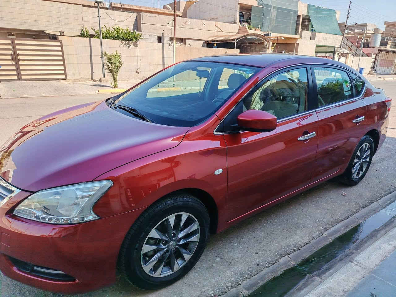 نيسان سنترا خليجي
موديل ٢٠٢٠ كلين بدون ضرر باسمي بيه دفتر بانزين السعر ١٣٨ أو بيه مجال بسيط ***********
