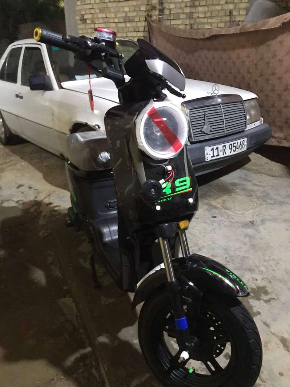 دراجه R9 كفاله عامه من زلغ  صاله شهر من نزلت وكيل دراجه نضيفه سعره 500 وبيه مجال بطاريات دب 32 وكفاله عامه مكانه البصره كرمه علي شراي يراسل ***********
