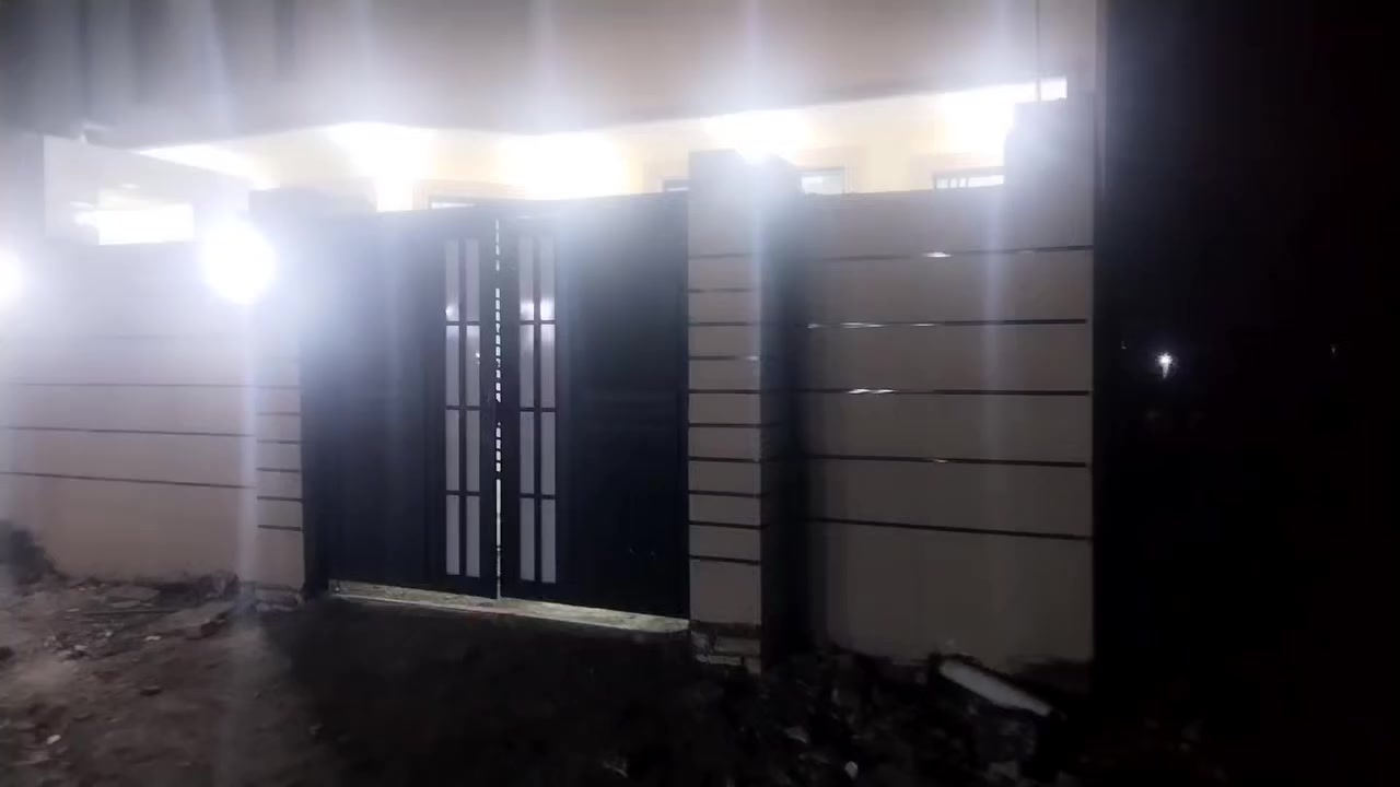 بيت للبيع في حي التجار ١٥٠متر واجه ١٠
بناء جديد طابوك صب كونكريت
يتكون من غرفتين وصالة ومطبخ
واستقبال وطارمة وصحيات داخلية وخارجية
نظام دكتات تبريد مركزي
شغل درجة اولى
واجهة فوم
البيت جاهز للسكن
كهربائيات وماي كامل
باقي فقط الارضية
للاستفسار
***********
*********** واتس اب
