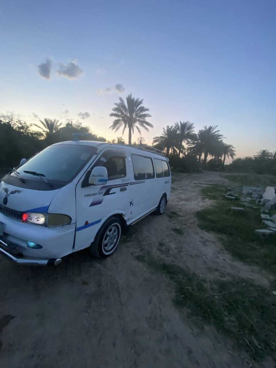 سلام عليكم ورحمة الله وبركاته بريجو موديل ٩٧ مكفولة تريك وين مجان سيارة جهزة كبل الشارع سعر ٥٥ وبهةًمجال تصل علة رقم الهاتف ***********

