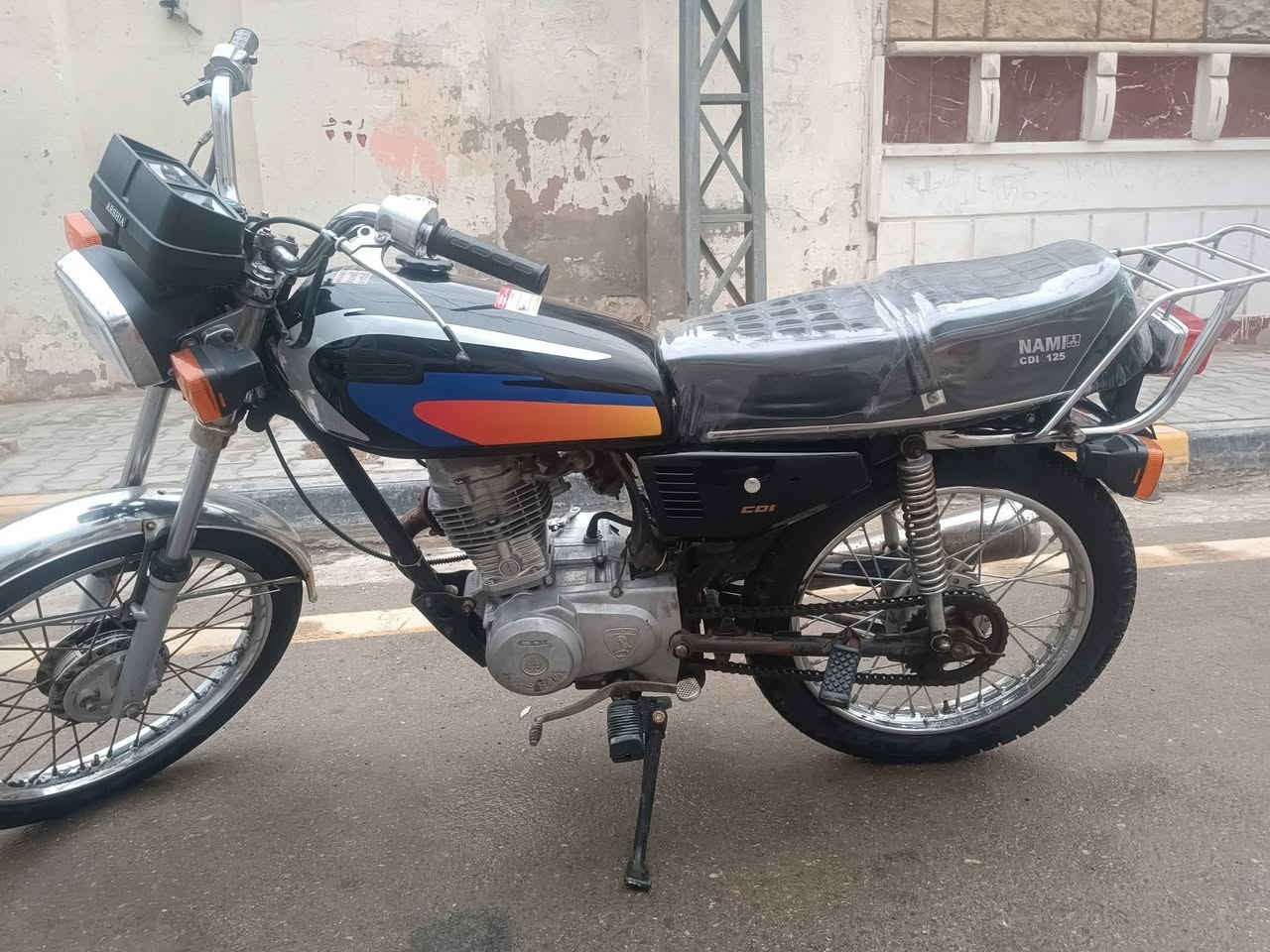 السلام عليكم دراجه شاصي 14 اوتعمير جديد مكاني حي الحكيم السعر 450 ***********
