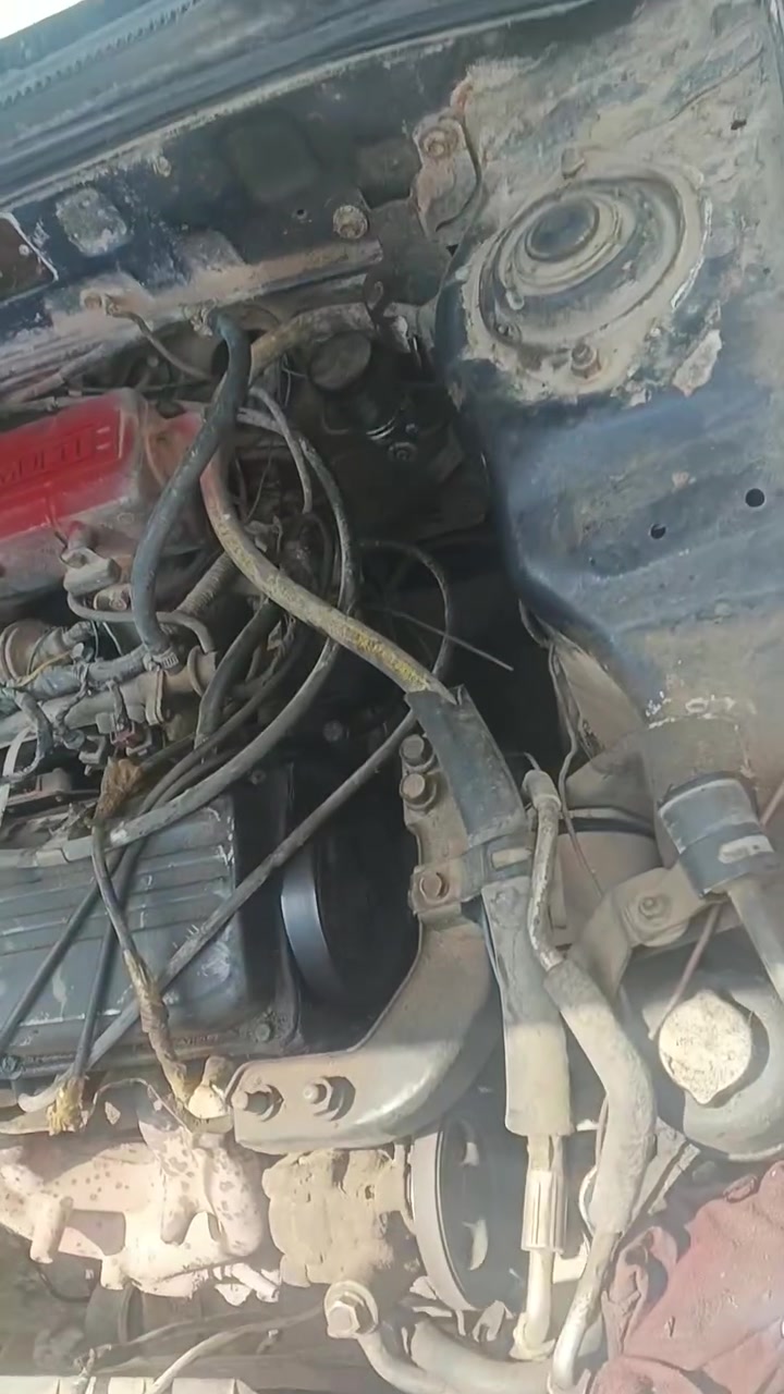 لنترا للبيع مكفوله محرك بيصرف الواحد بالكير يفلت كهربائيات كلها شغاله مسجل سماعات فول للبيع السعر ٧٥٠العنوان بيجي ***********. ***********
