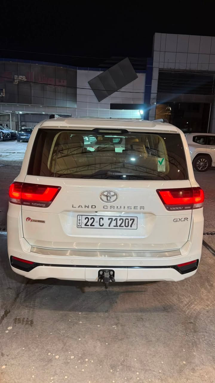 بسعرر مناااسب 🔥

السلام عليكم 
لاندكروز 2022 
ساز اصلية 
جديدة كلش السيارة 
شاشات
 انضمة قيادة 
ماوس 
سايد بريد دكمة 
فتحة سقف 
كراسي كهرباء 
صندوك خلفي كهرباء 
ماشية 70 الف 

السعر 59 الف دولار وبيها مجال بسيط 

*********** 
معارض النهضة/ الفرع الثاني/ معرض زيد لتجارة السيارات
