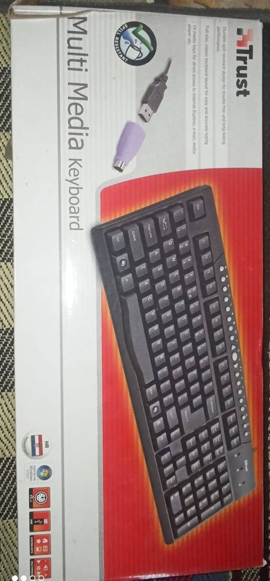 Gigabyte B360M
Intel(R) Core(TM) i3-8100 CPU @3.60GHz

Memory (4GB) ddr4
       
AMD Radeon RX 570 gb4

SSD 128

HDD 1TB

550w thermaltake حبايب عندي تجميع للبيع 450  وياها كيسي فارغ جديد


**إذا كنت صاحب هذا الإعلان وتريد حذفه لأي سبب، رجاءا أرسل رسالة إلى الدعم الفني**