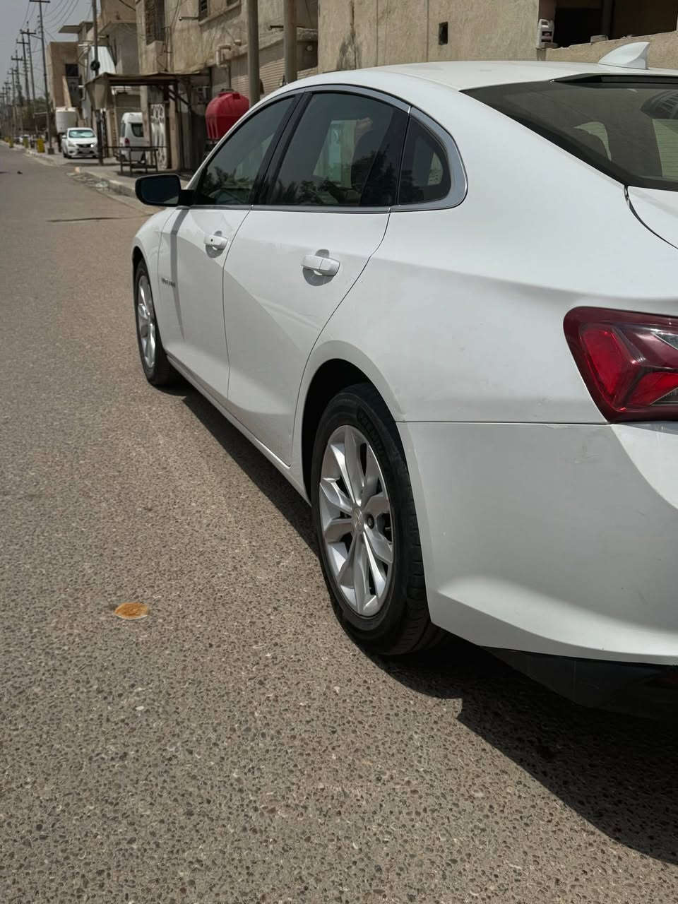 ماليبو ٢٠٢١ معوقين بغداد حادثها جانبي تبديل بيبان ثنين وصبغ جاملغ خلفي صور الحادث موجودة ( بجم كبس ) وبيها باردين على كد شبر 
السيارة جاهزة تخم تاير اصلي جديد بطايرة جديدة بانزين محسن ودهن اصلي 
ماشية ٨٣ الف ميل 

السعر ١١٥ ورقة
***********
